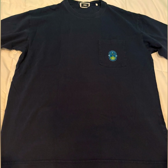 Navy kith shirt very rare piece paid 300 take for a steal beautiful designs